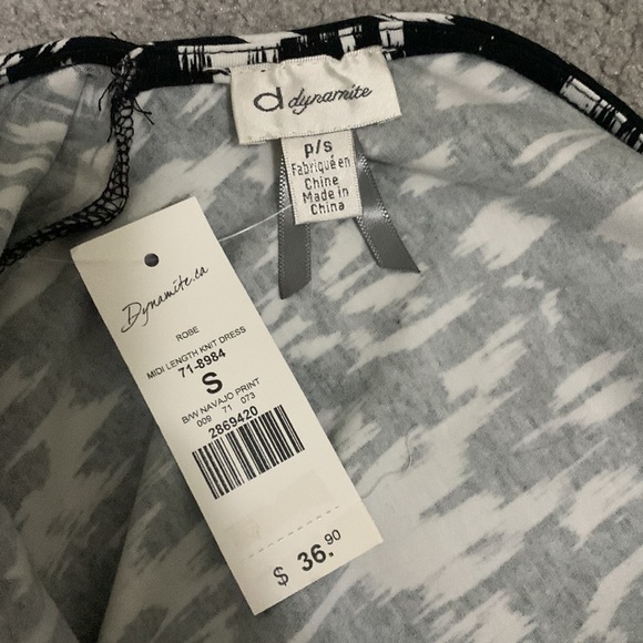 NWT! Black and white bodycon midi dress. - Picture 5 of 6